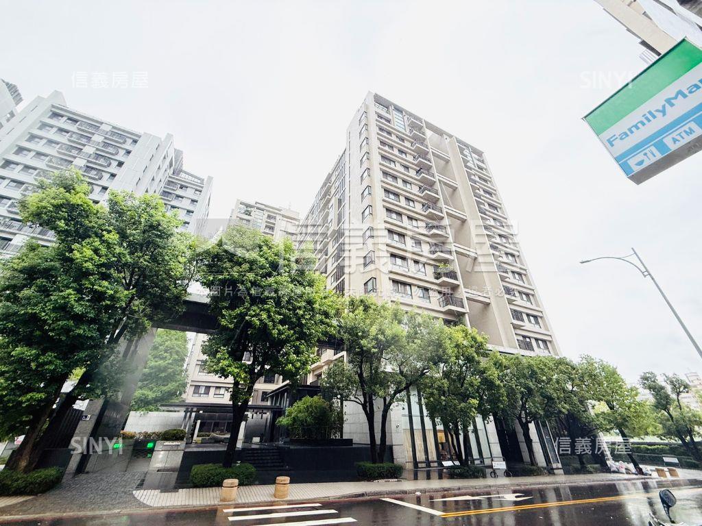 理和晴耕雨讀三房雙平車位房屋室內格局與周邊環境
