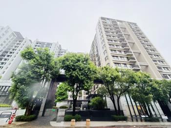理和晴耕雨讀三房雙平車位