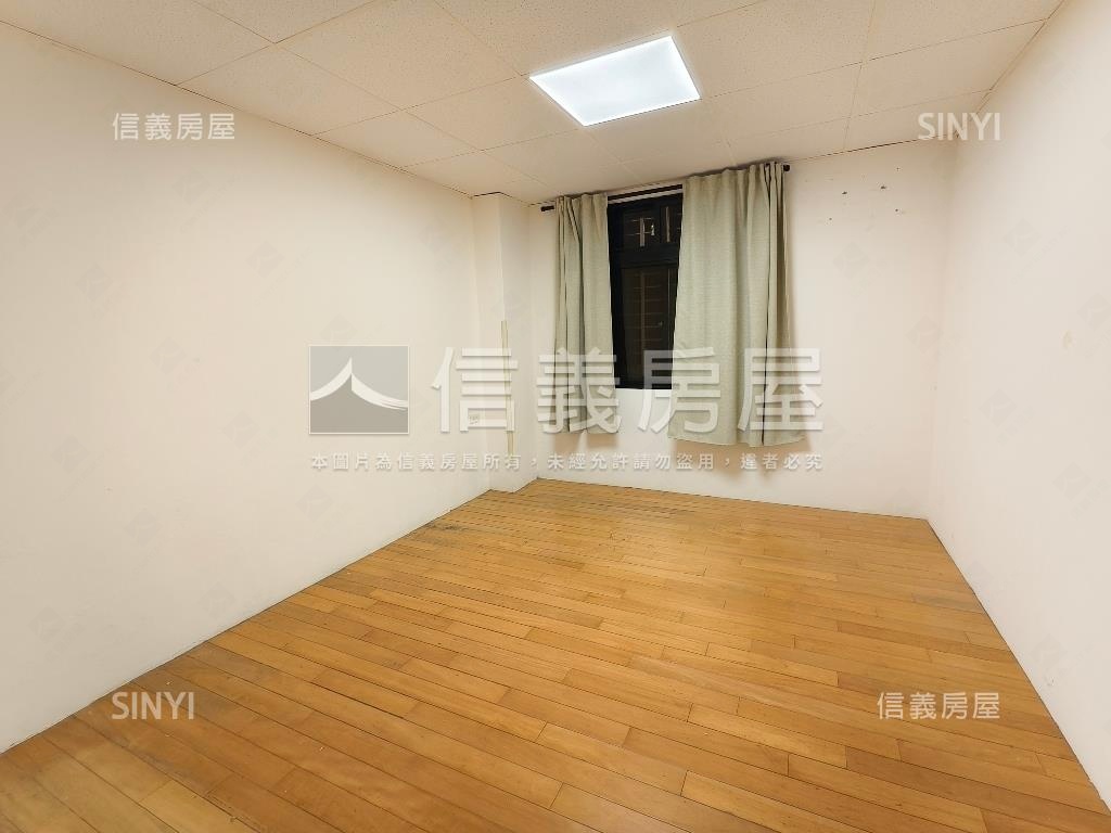 出頭天大空間房屋室內格局與周邊環境