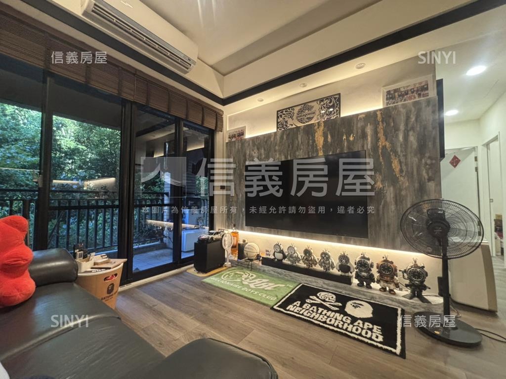 政大史丹佛２房坡平車位房屋室內格局與周邊環境