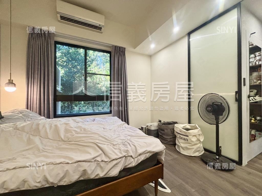 政大史丹佛２房坡平車位房屋室內格局與周邊環境