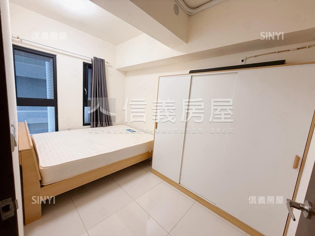 近義享百貨３房車位房屋室內格局與周邊環境