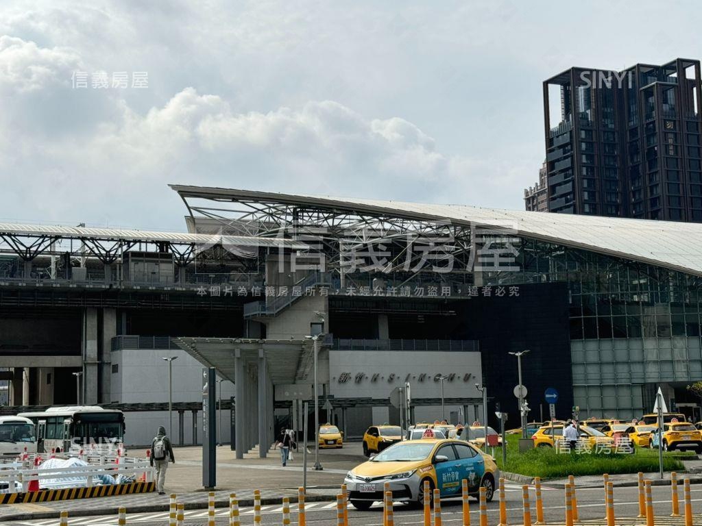 竹北高鐵面中庭大套房房屋室內格局與周邊環境