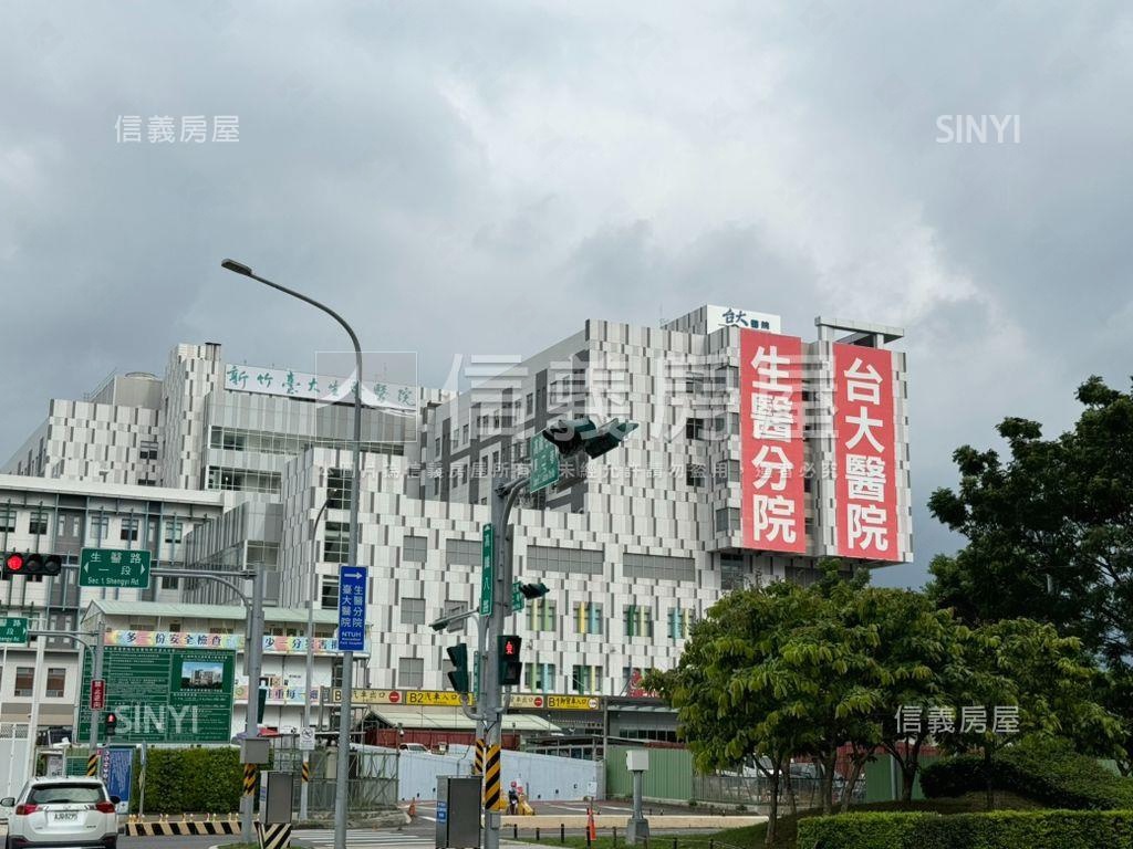 竹北高鐵面中庭大套房房屋室內格局與周邊環境