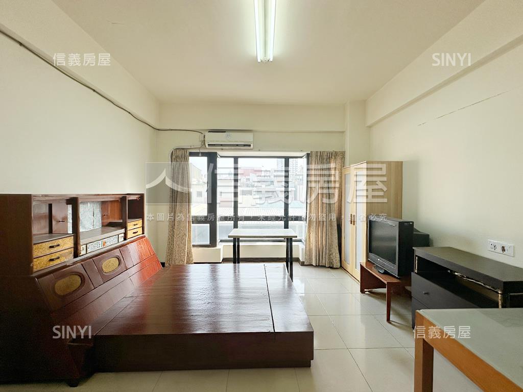 近車站捷運商用地正街店面房屋室內格局與周邊環境