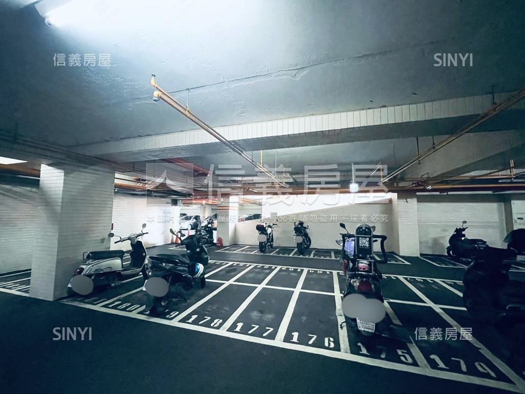 ＬＭ春池簡約雙套美宅平車房屋室內格局與周邊環境