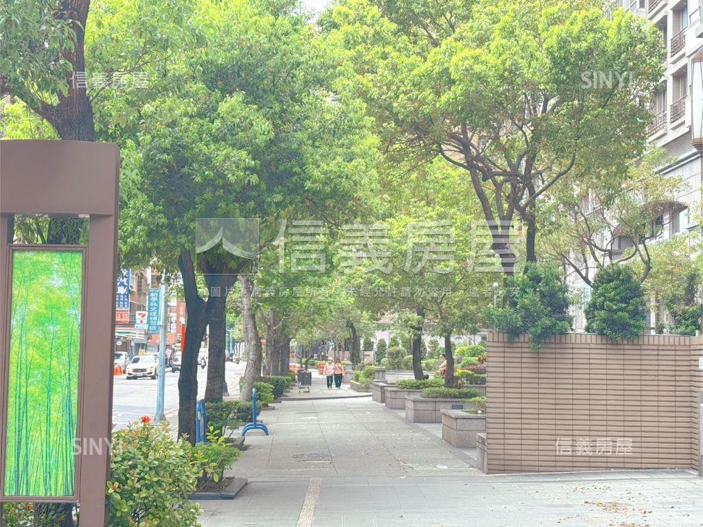 晴空大地高樓２房房屋室內格局與周邊環境