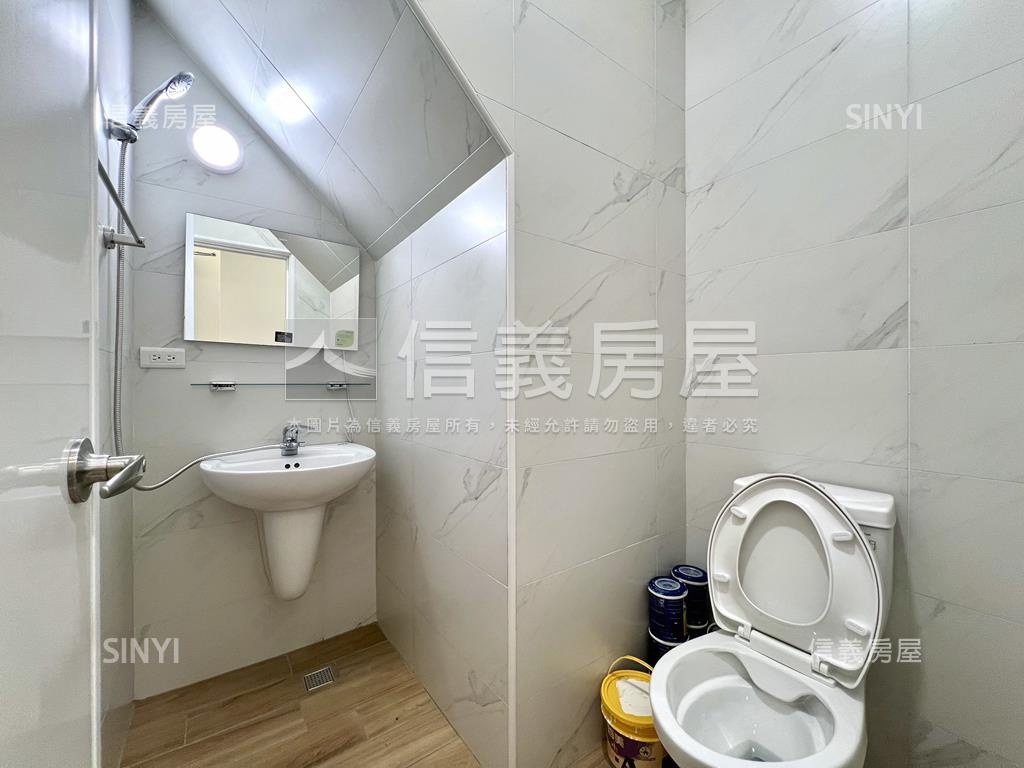 ㊝崇善１１街★ＲＣ整新透房屋室內格局與周邊環境