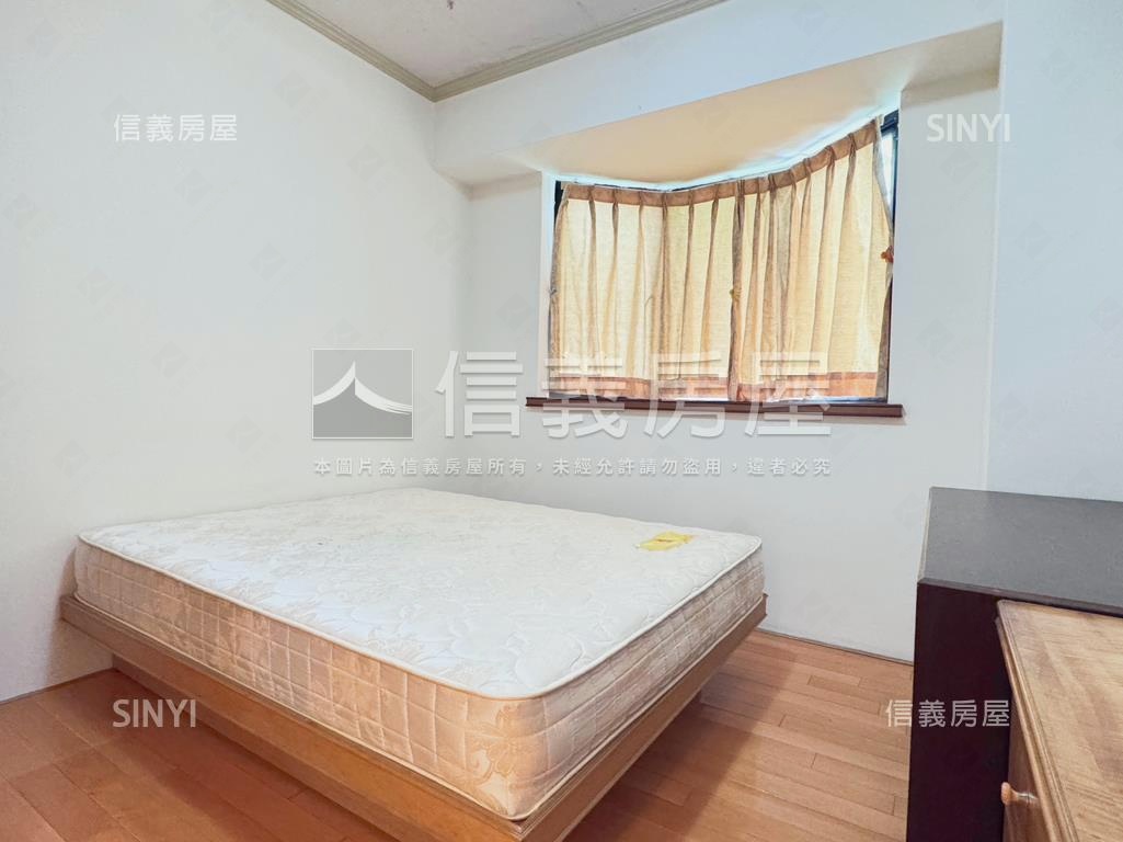 基隆｜邊間溫馨電梯三房房屋室內格局與周邊環境