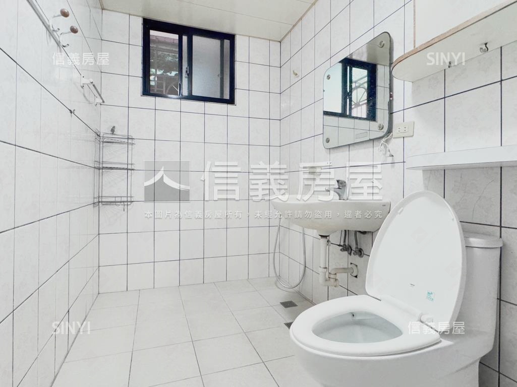 基隆｜邊間溫馨電梯三房房屋室內格局與周邊環境