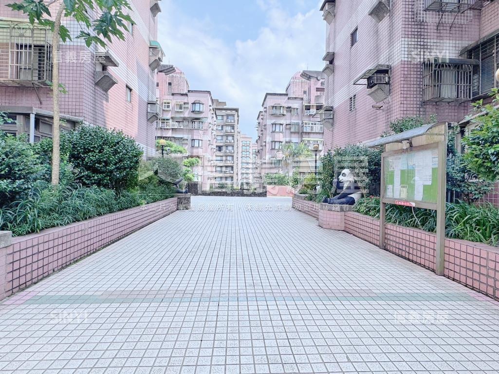 基隆｜邊間溫馨電梯三房房屋室內格局與周邊環境