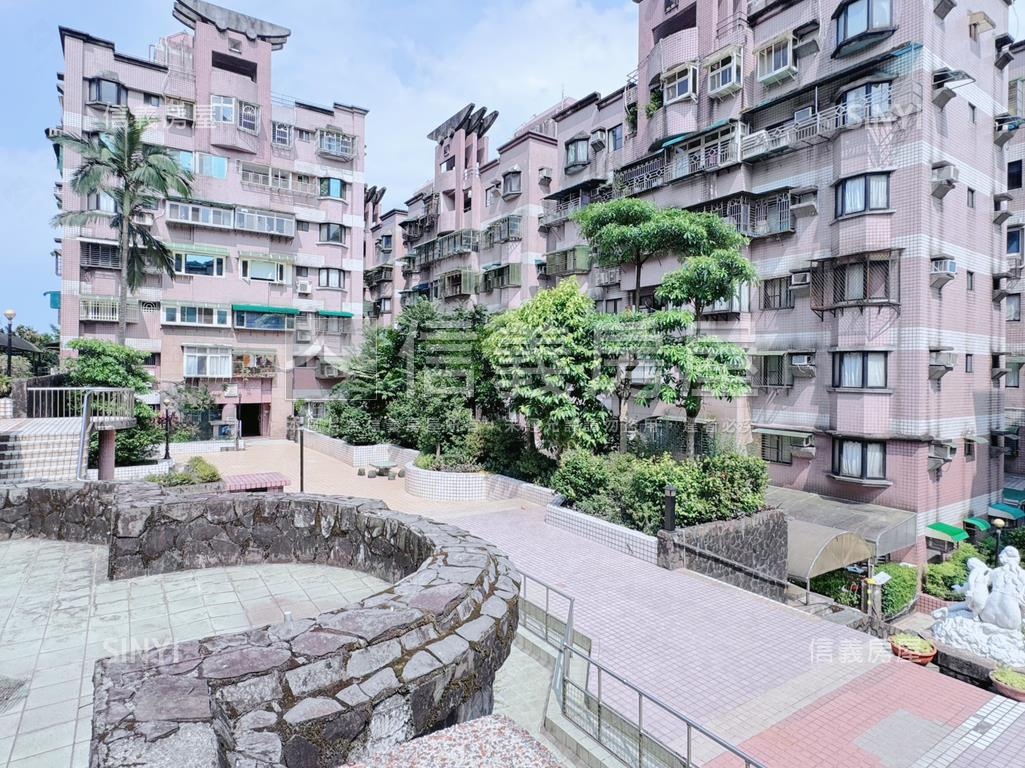 基隆｜邊間溫馨電梯三房房屋室內格局與周邊環境