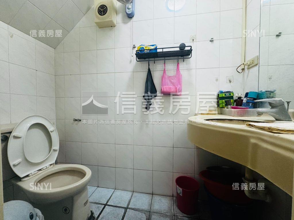 馬上賺錢邊間金店面房屋室內格局與周邊環境