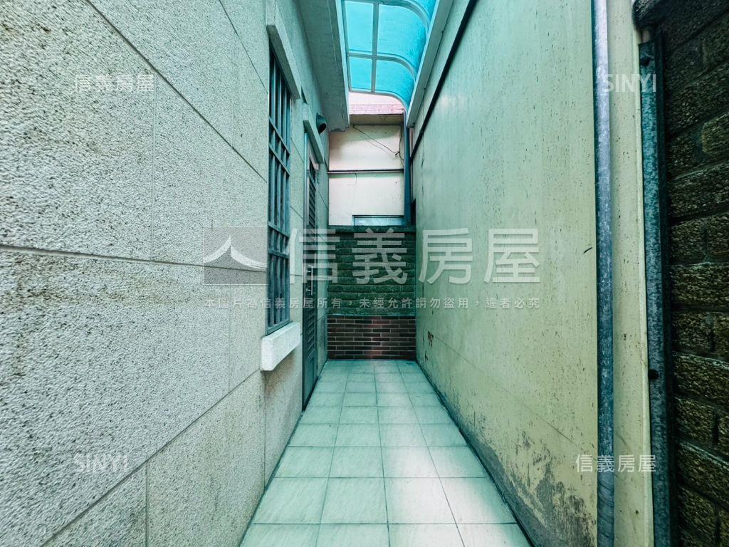 馬上賺錢邊間金店面房屋室內格局與周邊環境