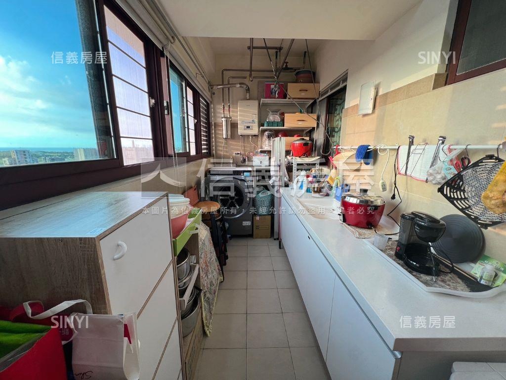 香悅稀有釋出三房帝王戶房屋室內格局與周邊環境