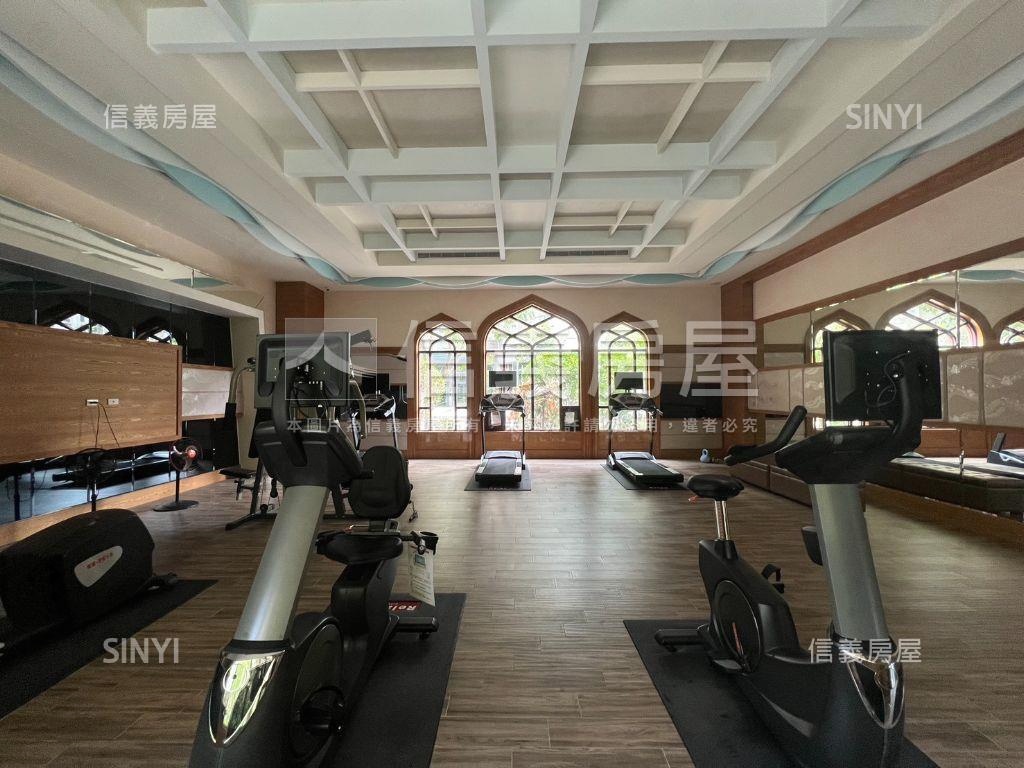 香悅稀有釋出三房帝王戶房屋室內格局與周邊環境