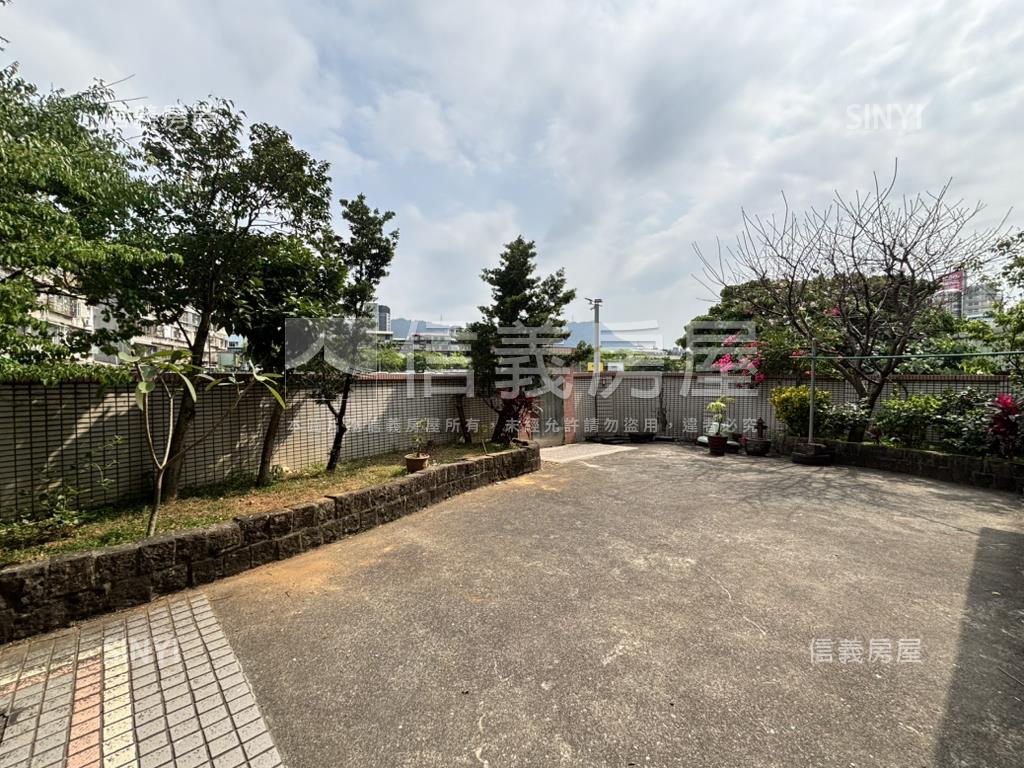 昆陽稀有庭院一樓房屋室內格局與周邊環境