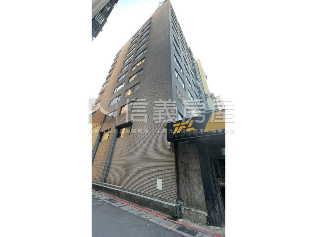 國際忠孝大樓地下室大空間房屋室內格局與周邊環境