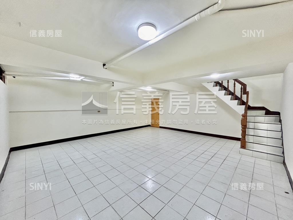 近國泰一樓公寓房屋室內格局與周邊環境