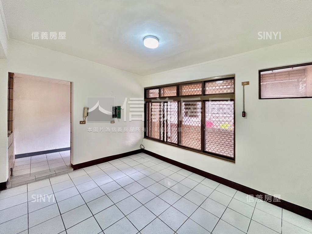 近國泰一樓公寓房屋室內格局與周邊環境