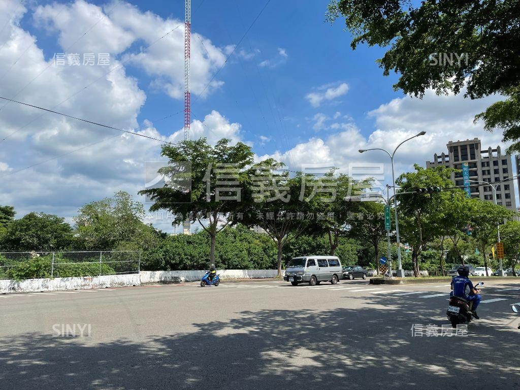近東區南區前院透天房屋室內格局與周邊環境