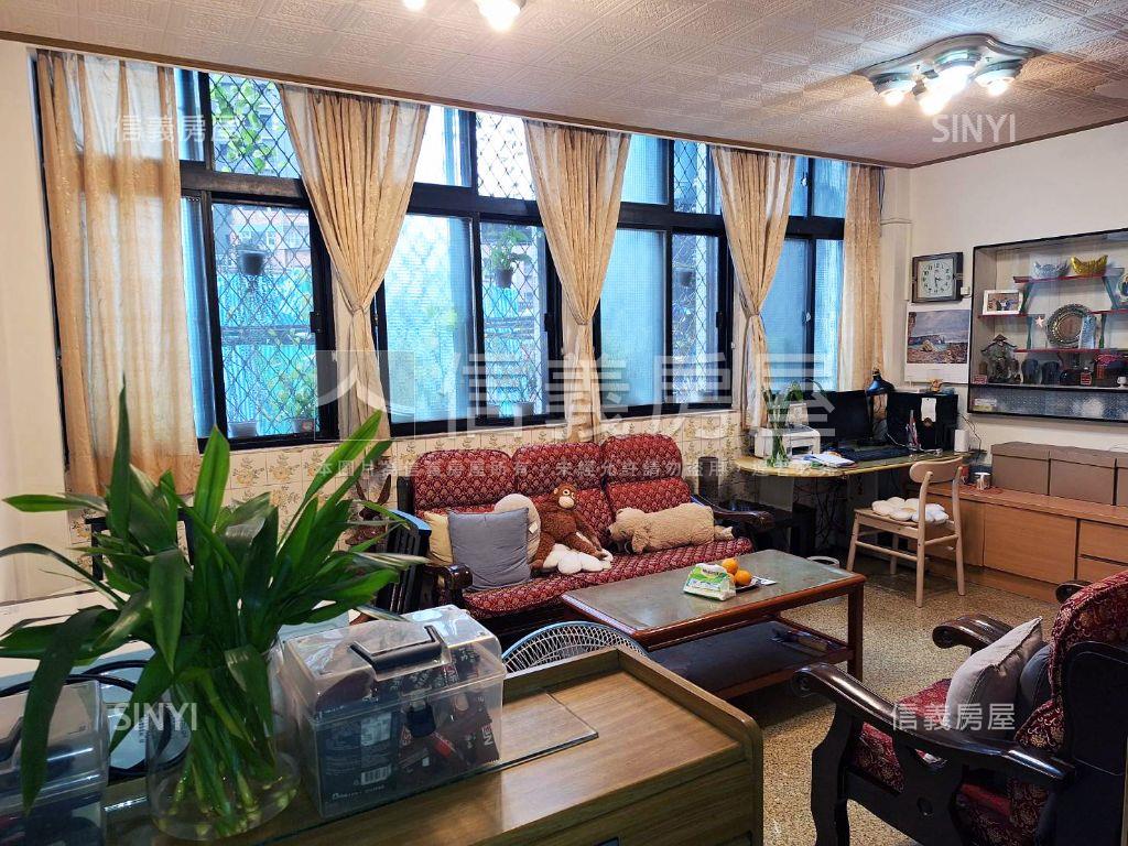 府中捷運商業區傳家透天房屋室內格局與周邊環境