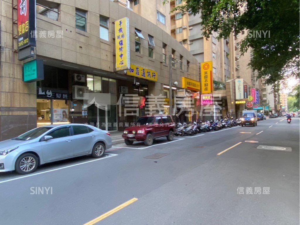 ★商用★湖前街上本號店面房屋室內格局與周邊環境