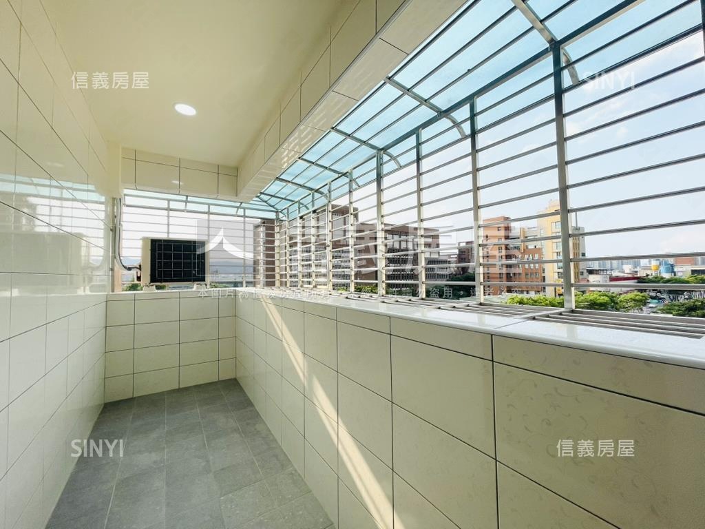 萬大捷運在旁新整理華夏房屋室內格局與周邊環境