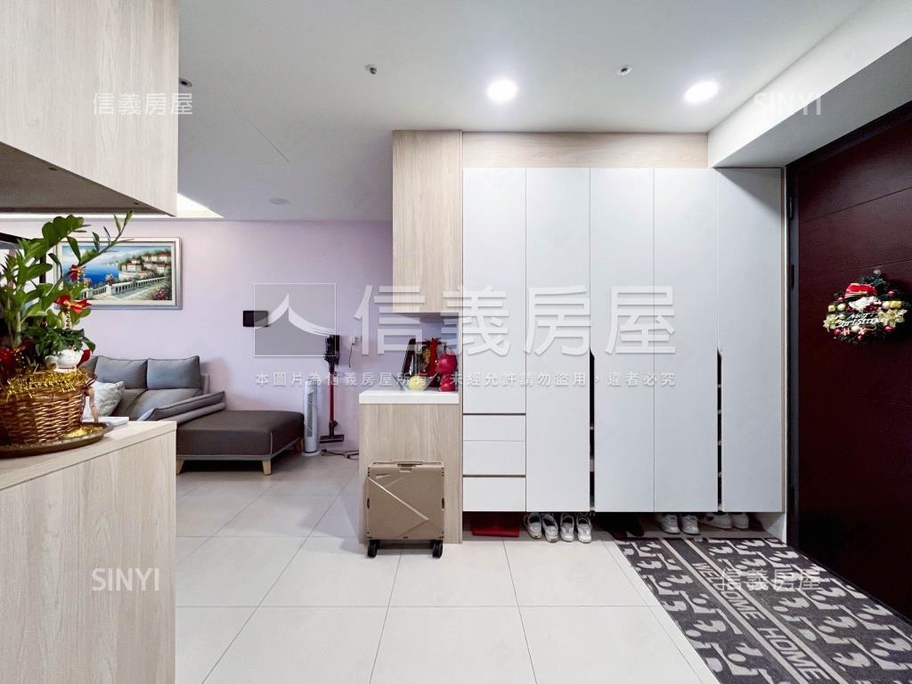 文心一號高樓層平面車位房屋室內格局與周邊環境