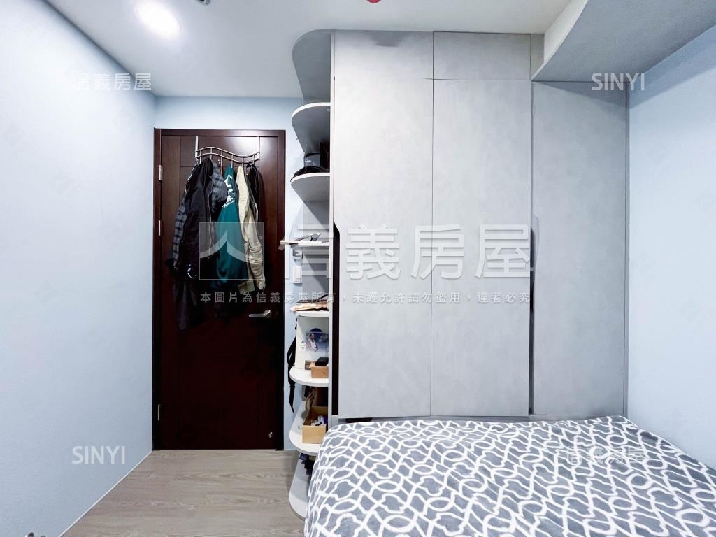 文心一號高樓層平面車位房屋室內格局與周邊環境