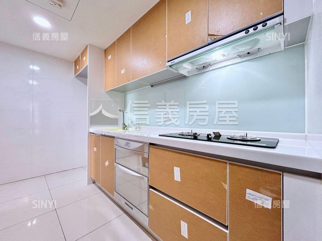 大櫻國全新未住大三房平車房屋室內格局與周邊環境
