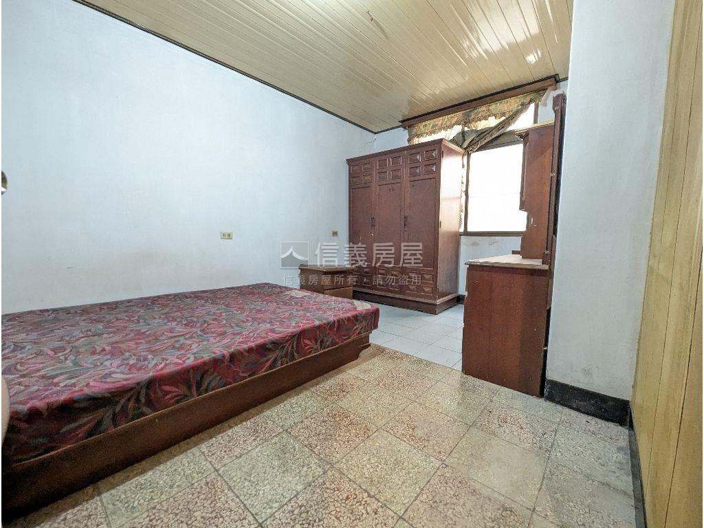 中航路高坪效透天美屋房屋室內格局與周邊環境