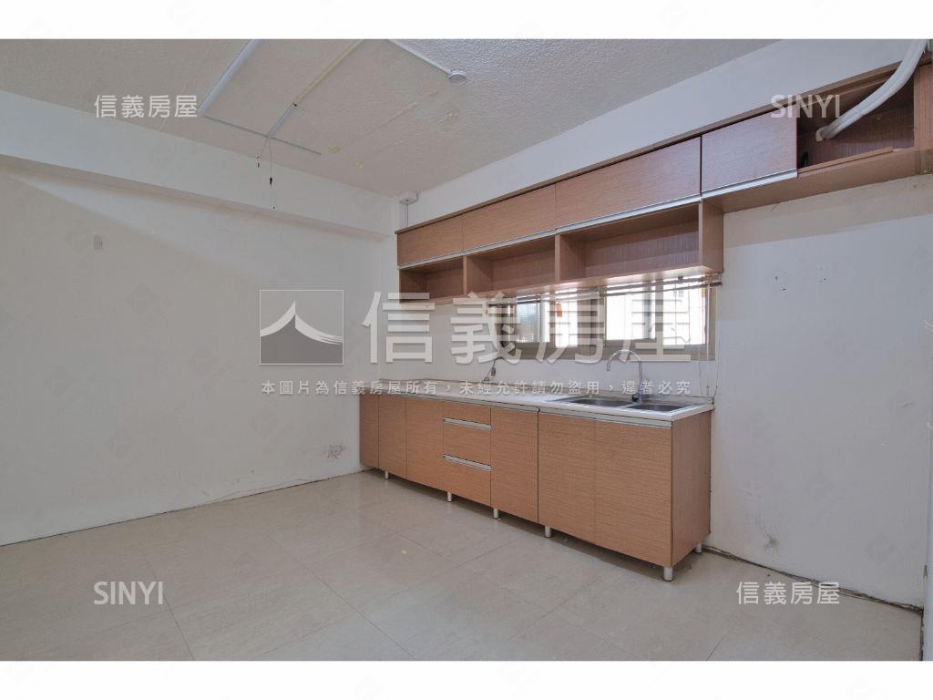正面中正紀念堂帝景房屋室內格局與周邊環境