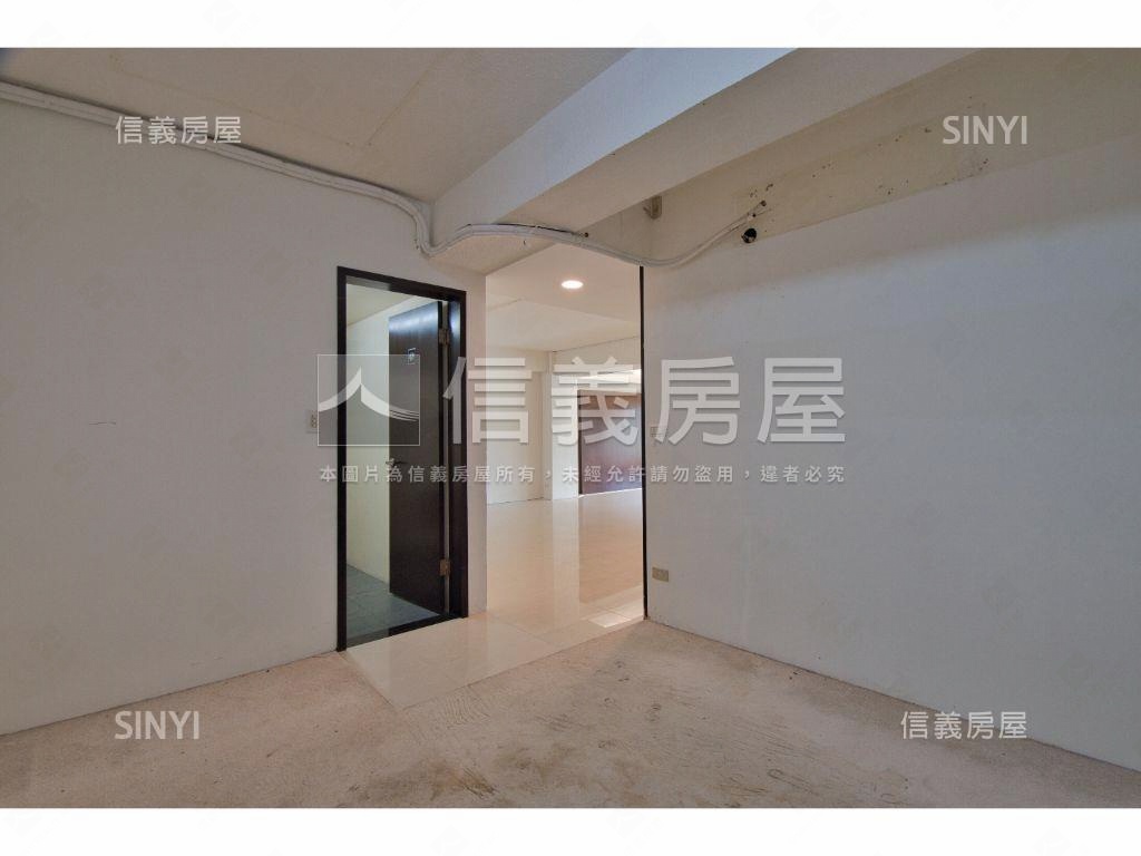 正面中正紀念堂帝景房屋室內格局與周邊環境