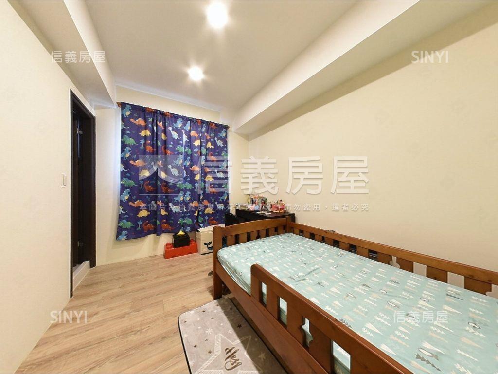 曉陽中正歐風豪墅房屋室內格局與周邊環境