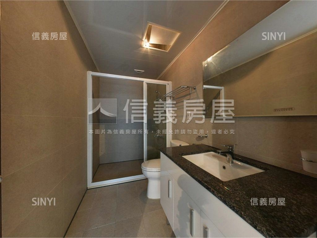 曉陽中正歐風豪墅房屋室內格局與周邊環境