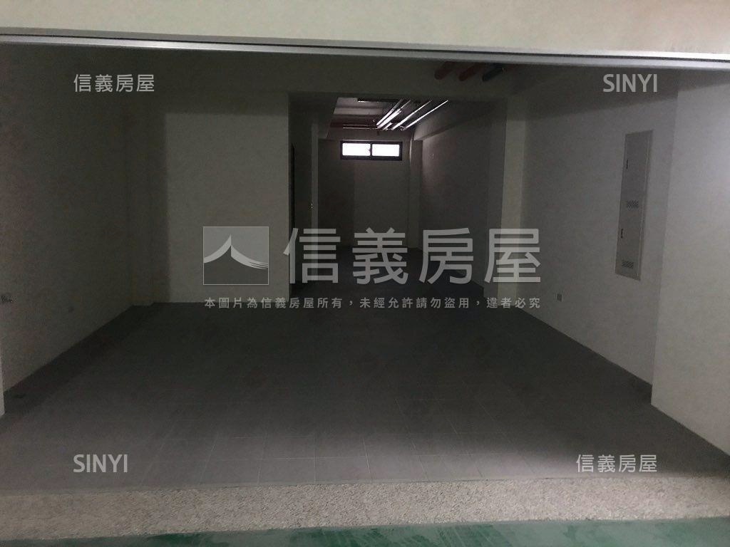 曉陽中正歐風豪墅房屋室內格局與周邊環境