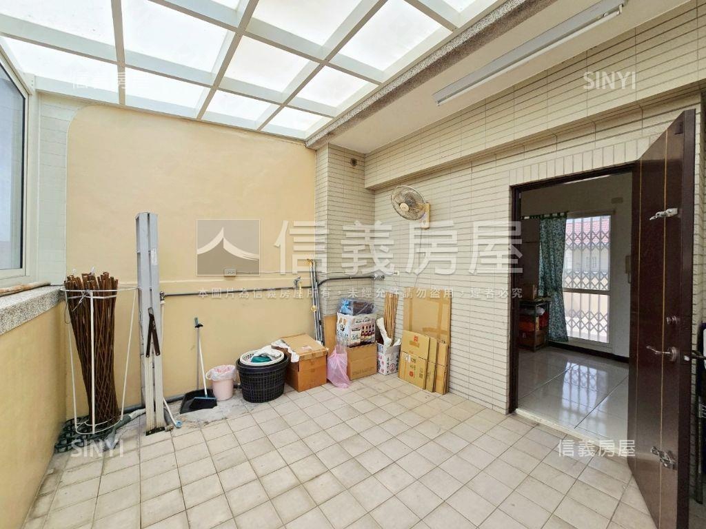 童綜合旁，臨１２米路透天房屋室內格局與周邊環境