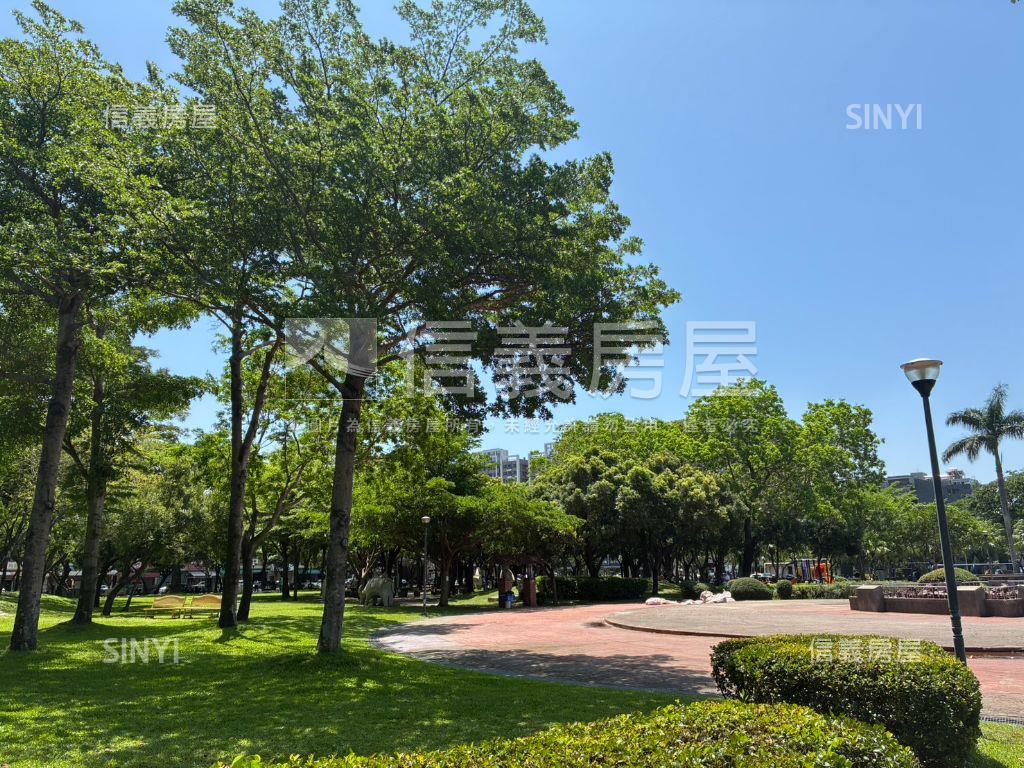 降價漢神百貨旁電梯三房房屋室內格局與周邊環境