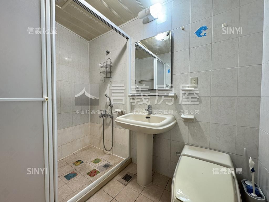 亞灣區高樓海景大四房車位房屋室內格局與周邊環境