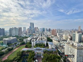 亞灣區高樓海景大四房車位