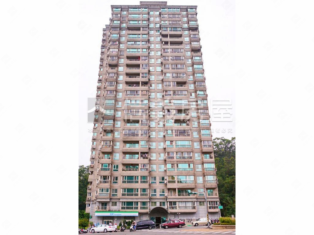 推薦⭐伯爵晶鑽兩房車位⭐房屋室內格局與周邊環境