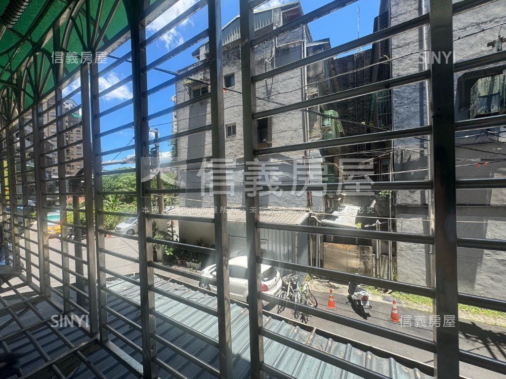 入住南港站前三房二樓房屋室內格局與周邊環境