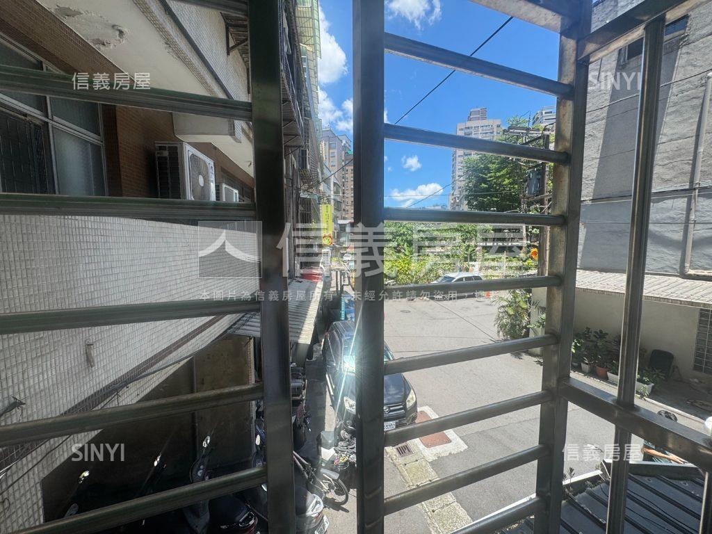 入住南港站前三房二樓房屋室內格局與周邊環境