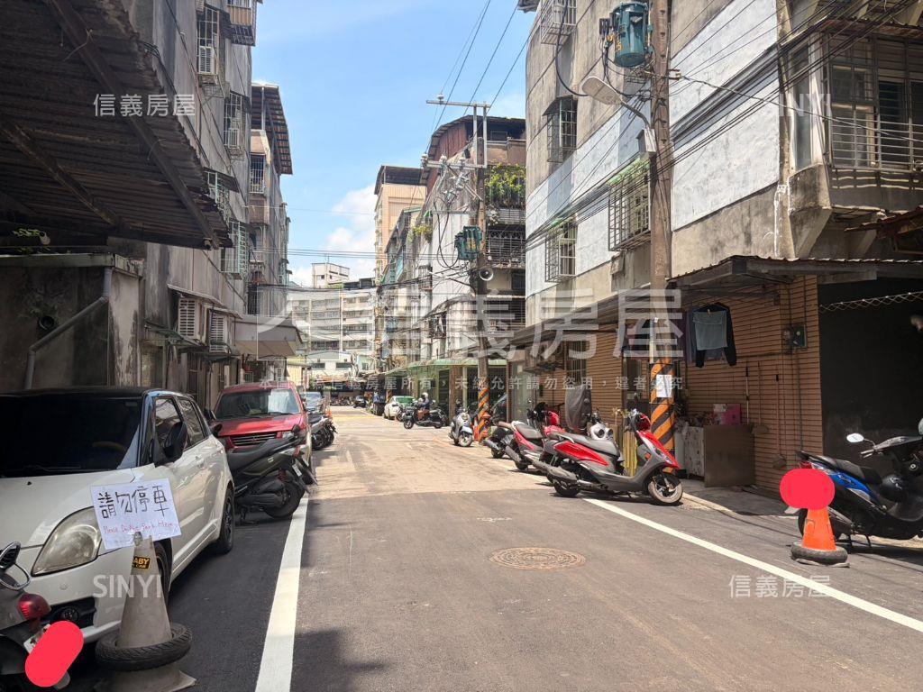 近彭厝市場公寓一樓房屋室內格局與周邊環境