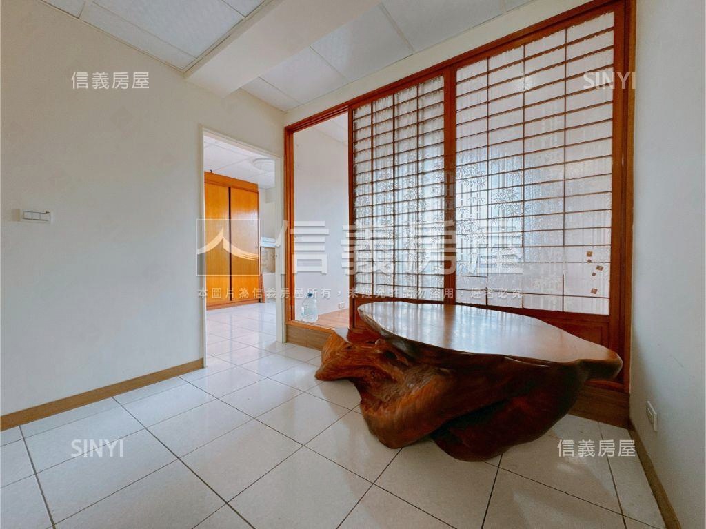 松竹商圈愛的世界美三房房屋室內格局與周邊環境