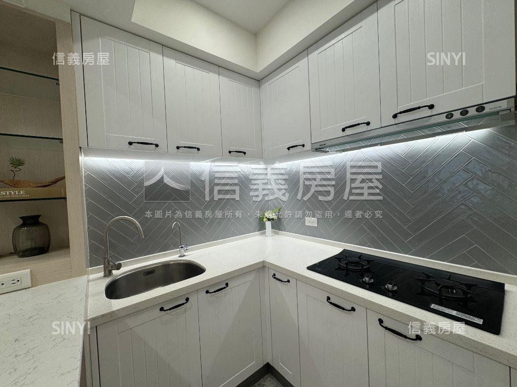 ＮＥＷ東區電梯美妝２房房屋室內格局與周邊環境