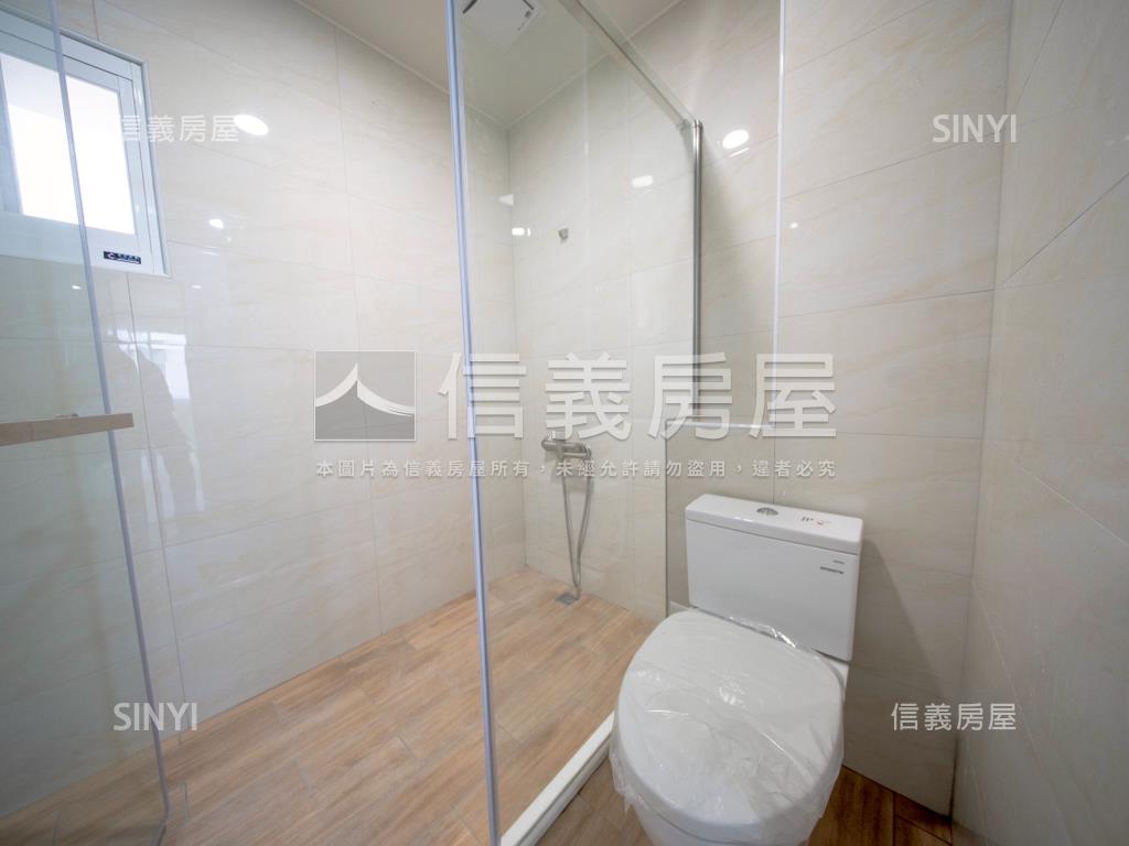 鳳山國中成家美透房屋室內格局與周邊環境