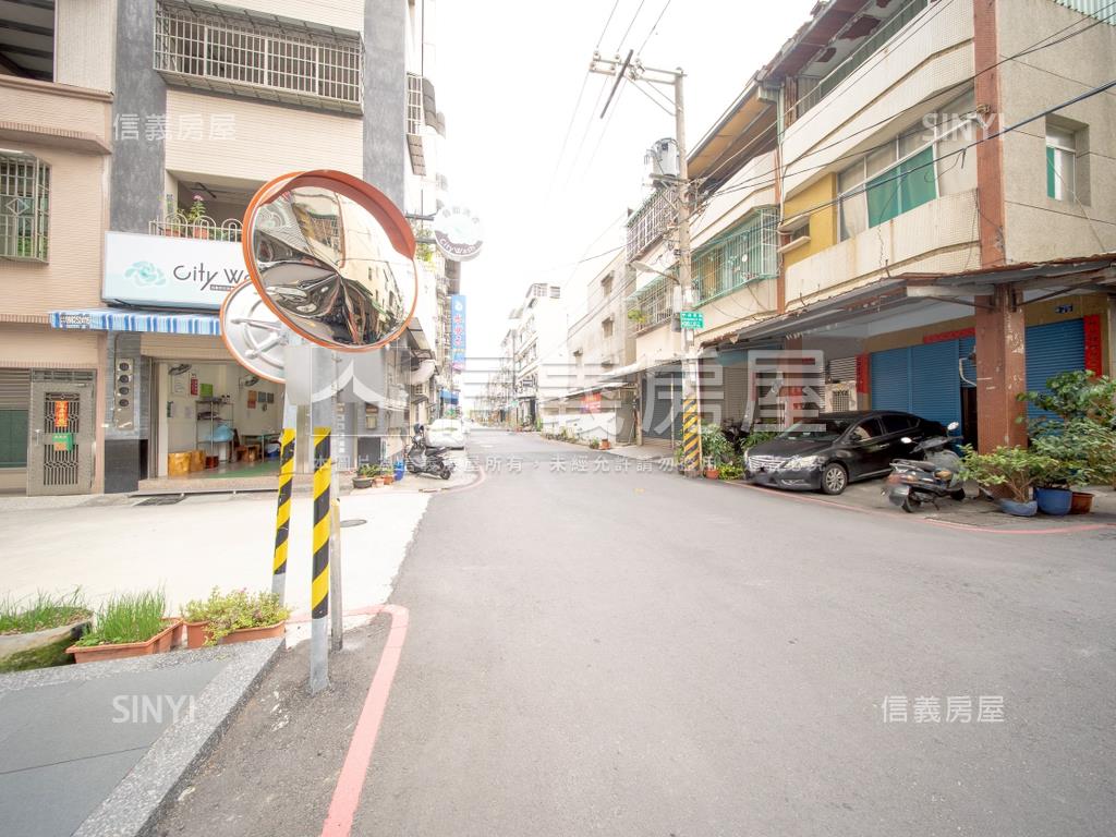 鳳山國中成家美透房屋室內格局與周邊環境