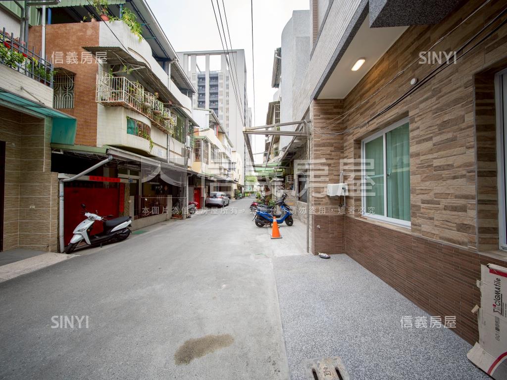 鳳山國中成家美透房屋室內格局與周邊環境